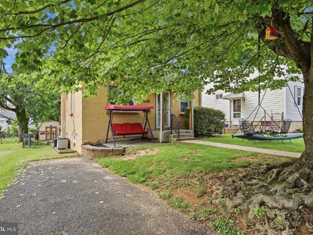House for sale in Rydal, Pennsylvania