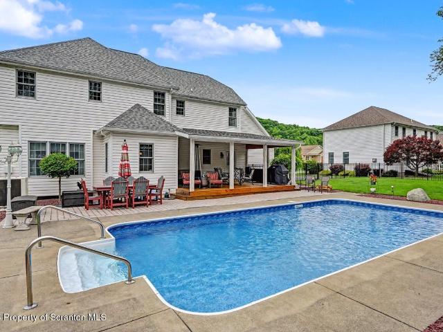 House for sale in Jermyn, Pennsylvania