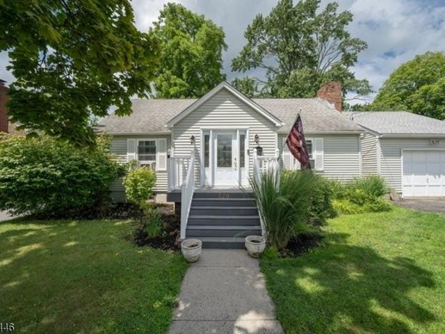 House for sale in Hackettstown, New Jersey