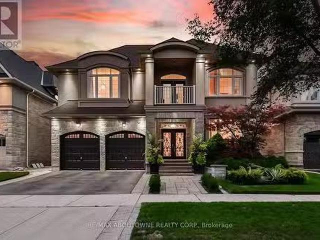 House for sale in Oakville, Ontario