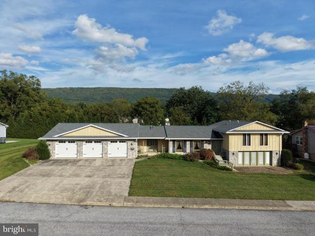 House for sale in McConnellsburg, Fulton County