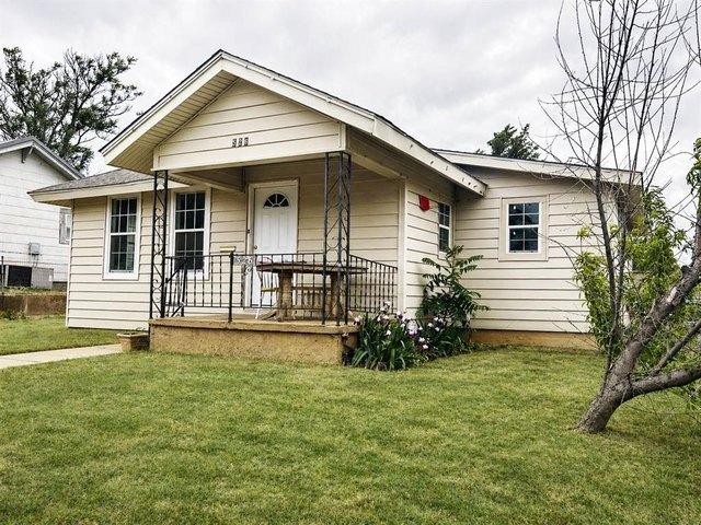 House for sale in Clinton, Oklahoma