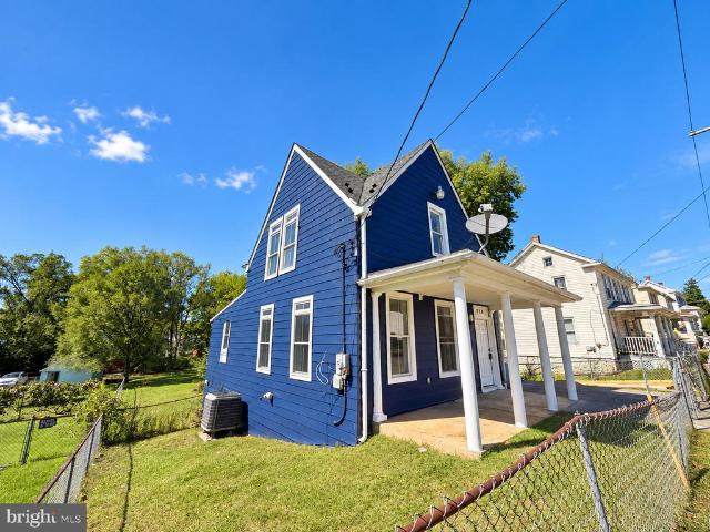 House for sale in Falling Waters, West Virginia