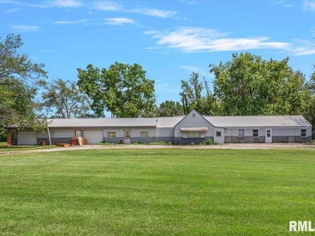 House for sale in Blue Mound, Illinois