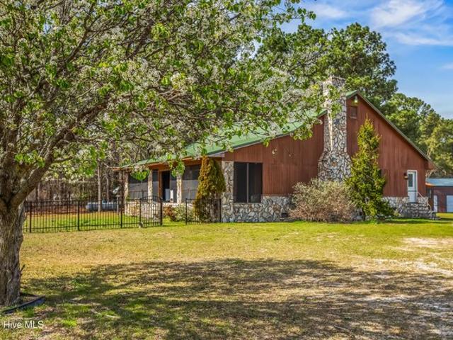 House for sale in Hamlet, North Carolina