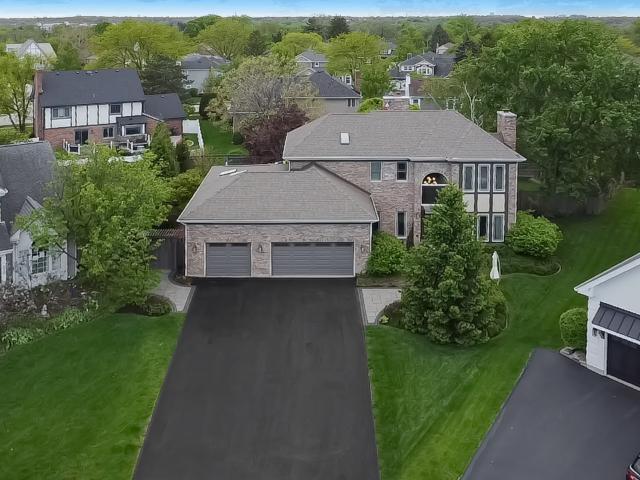House for sale in Lisle, Illinois