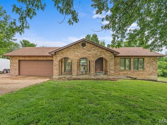 House for sale in Villa Ridge, Missouri