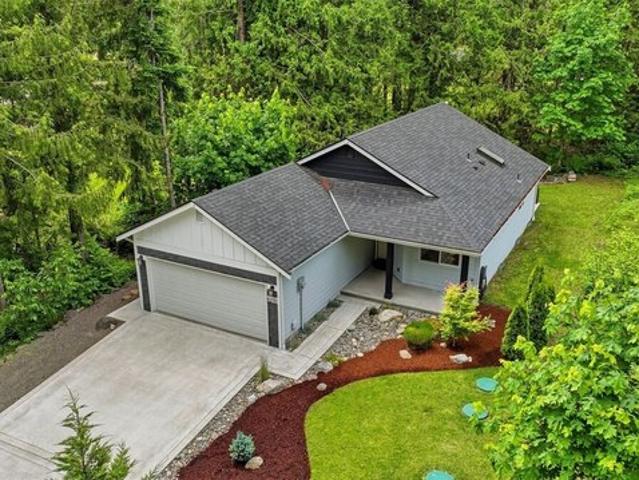 House for sale in Olalla, Washington