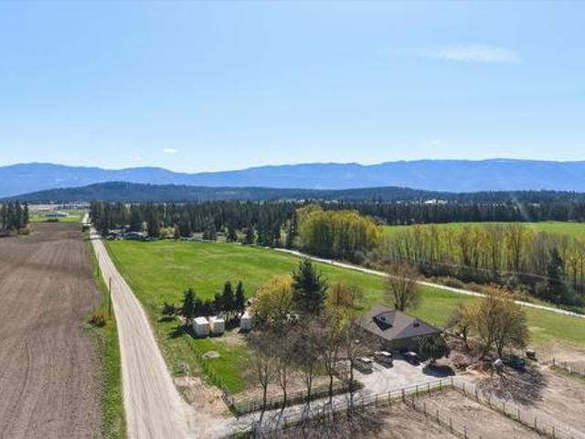 House for sale in Spallumcheen, British Columbia