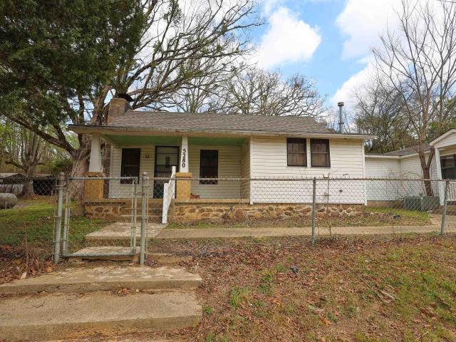 House for sale in Ark