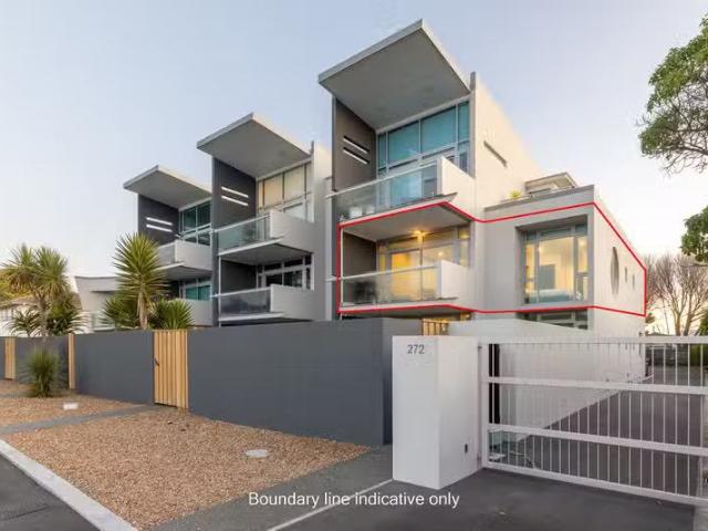 House for sale in Chaslands, Canterbury