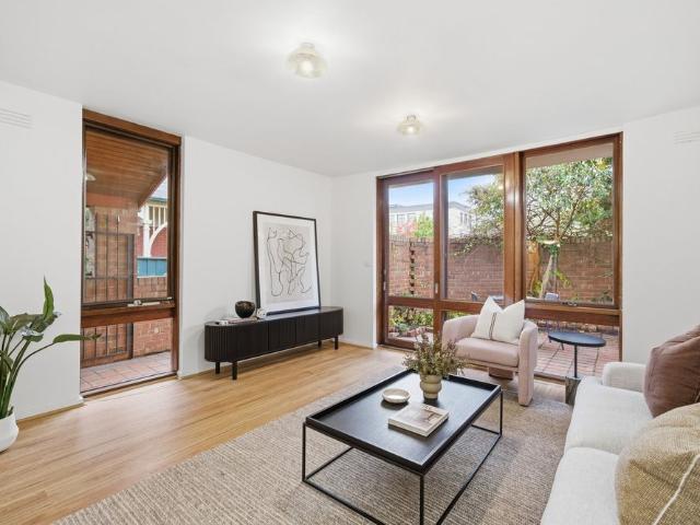 Townhouse for rent in Camerons Creek, Victoria