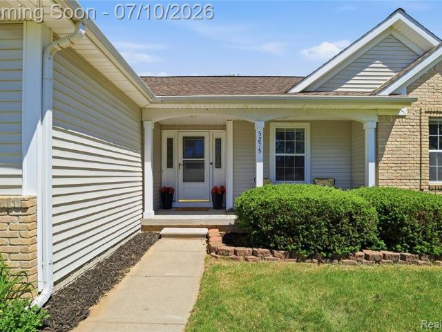 House for sale in Grand Blanc, Michigan