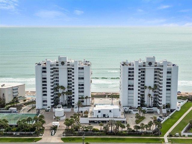 Condo for sale in New Smyrna Beach, Florida
