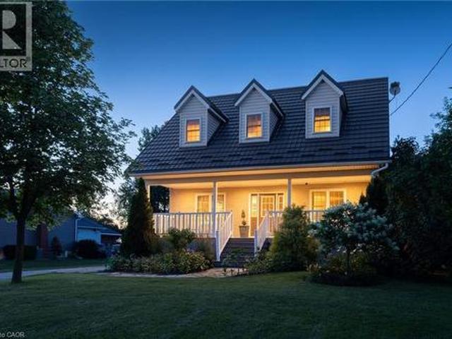 House for sale in Ancaster, Ontario