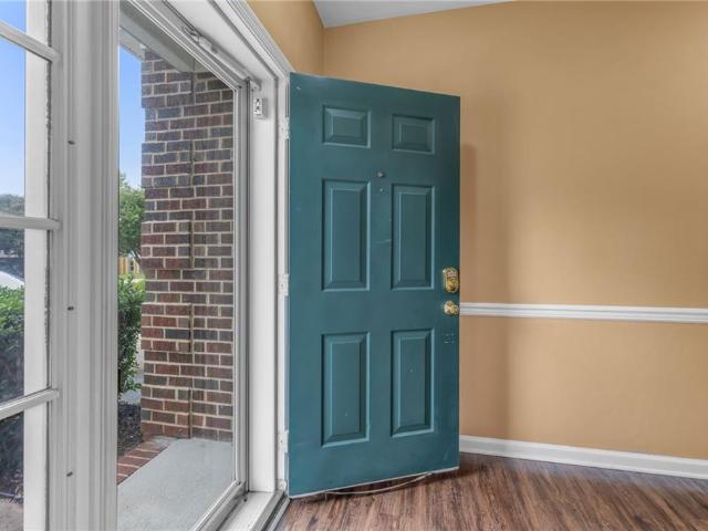 Condo for sale in Virginia