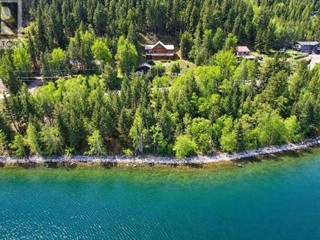 House for sale in 108 Mile Ranch, British Columbia