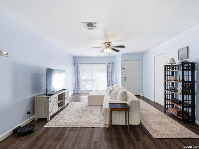 House for sale in Leesville, Texas