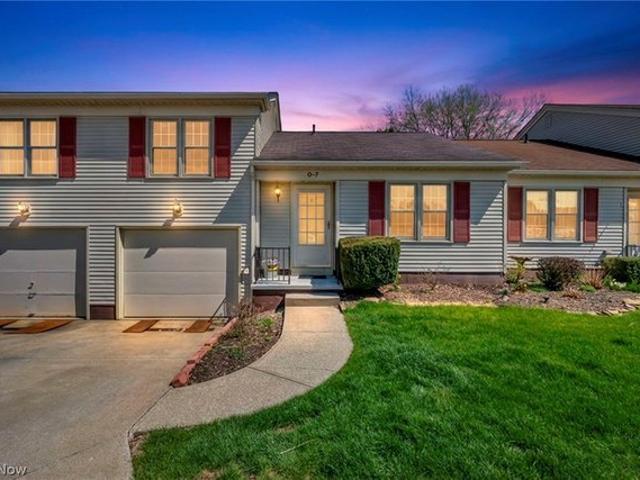 Condo for sale in Brunswick, Ohio
