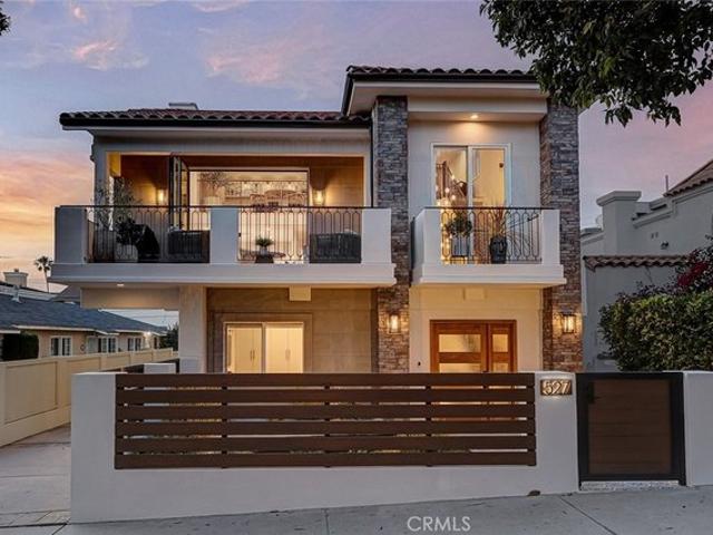 Townhouse for sale in Redondo Beach, California