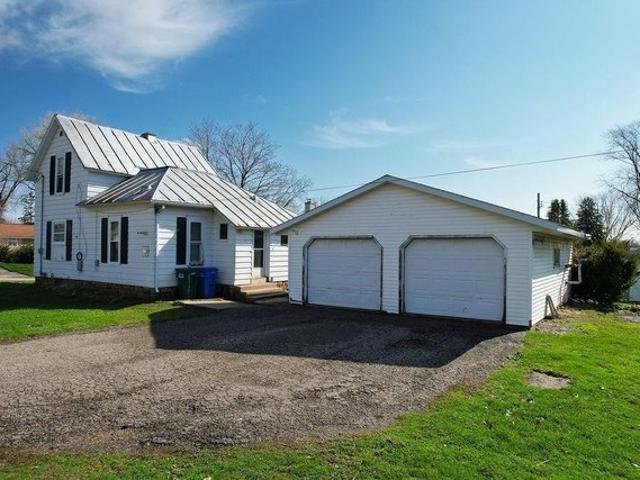 House for sale in Baraboo, Wisconsin