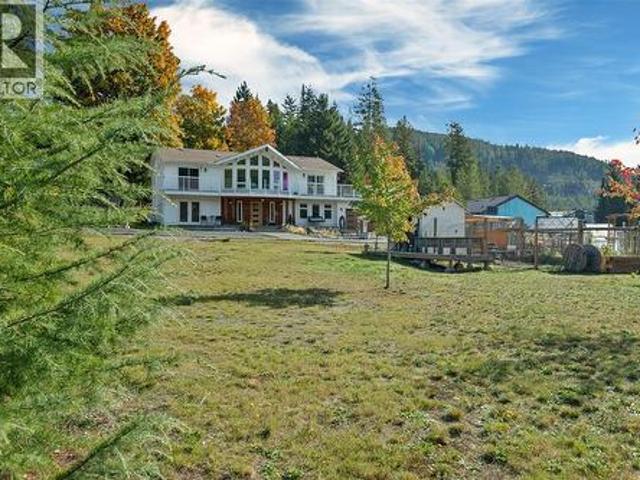 House for sale in Gold River, Strathcona Regional District