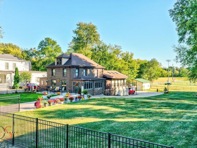 House for sale in Ottawa, Illinois