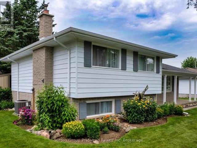 House for sale in Woodstock, Ontario