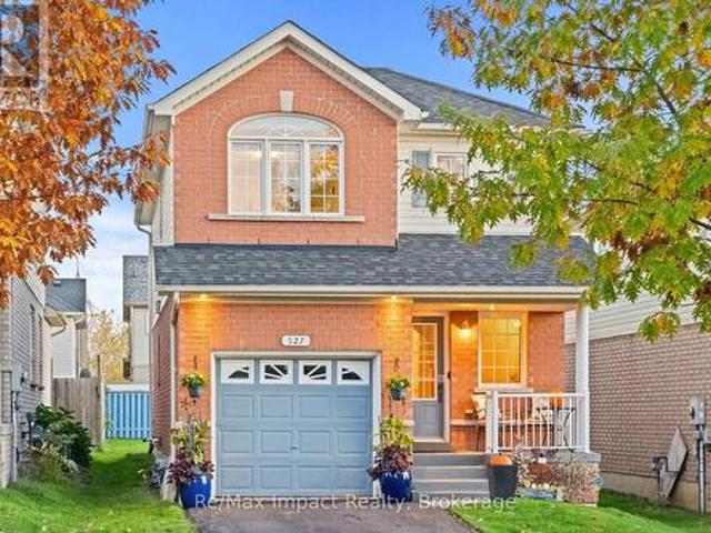 House for sale in Samac, Oshawa