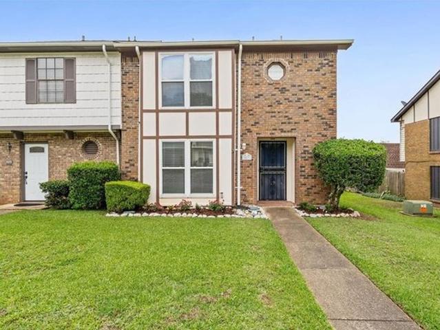 Townhouse for sale in Greentree Apartments, Mobile