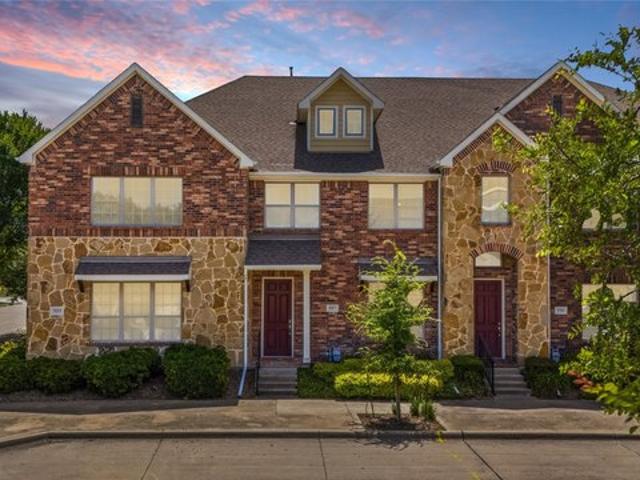 Townhouse for sale in Richardson, Texas