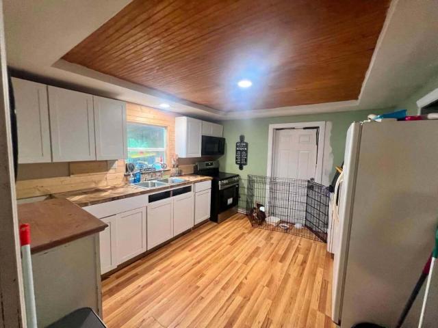 House for sale in Flatwoods, Kentucky