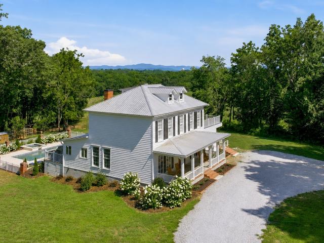House for sale in Mount Airy, Georgia