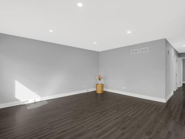 House for sale in Glenwood, Illinois