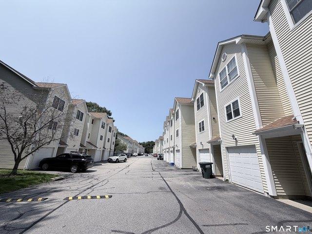 Condo for sale in Norwich, Connecticut