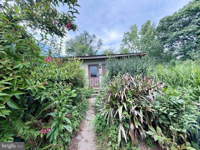 House for sale in Cumberland, Pennsylvania