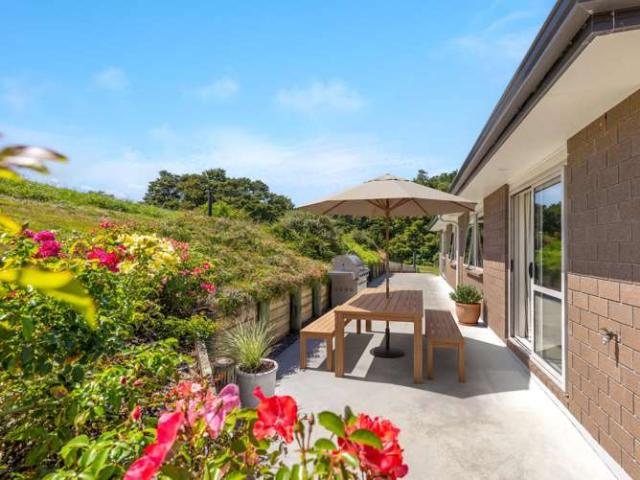 Property for sale in Wellsford
