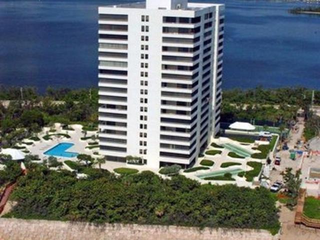 Condo for sale in Riviera Beach, Florida