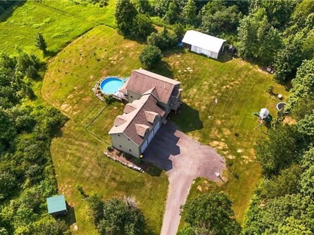 House for sale in Oneida, New York