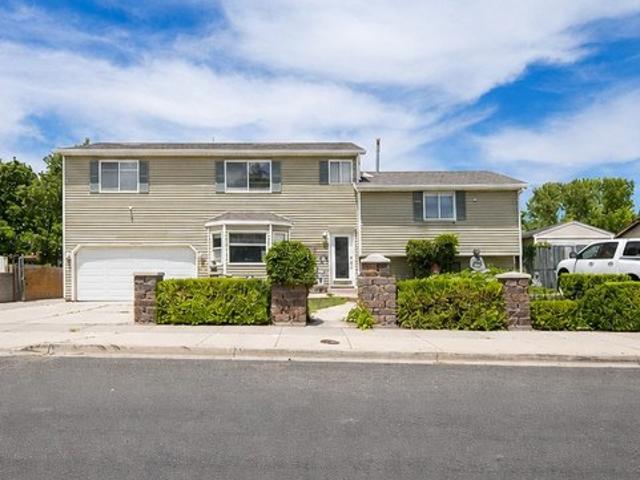 House for sale in West Valley City, Utah