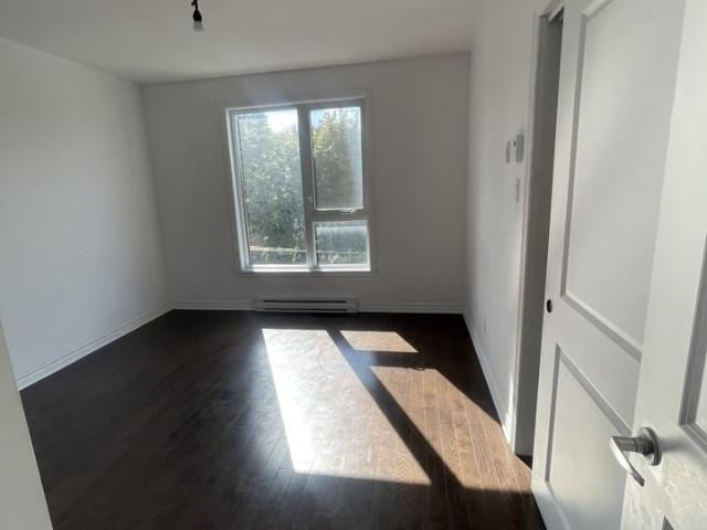 Apartment for rent in St. Leonard's, Quebec