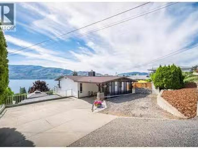 House for sale in Peachland, British Columbia