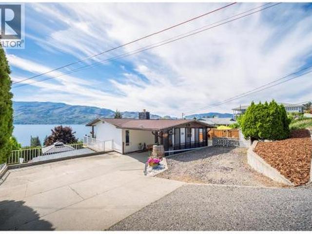 House for sale in Peachland, British Columbia