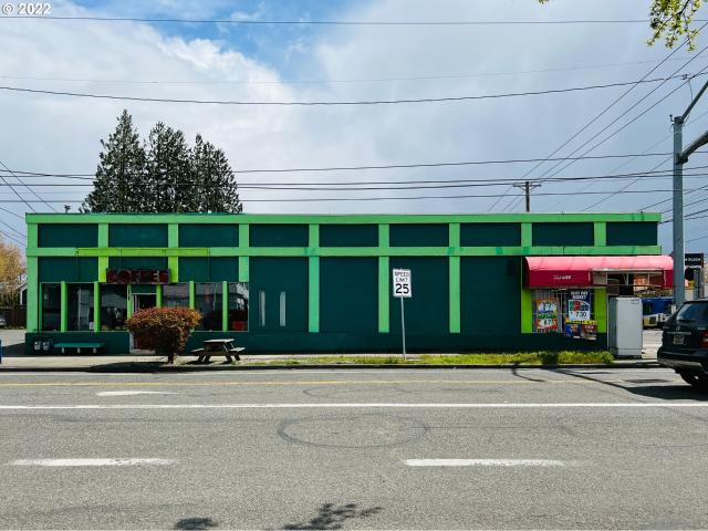 Commercial for sale in Oregonia