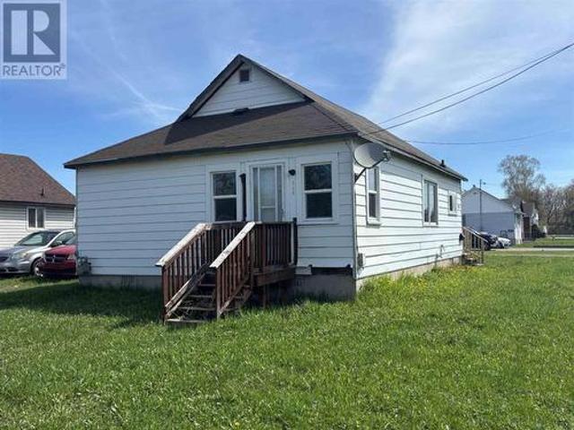 House for sale in Sault Sainte Marie, Ontario