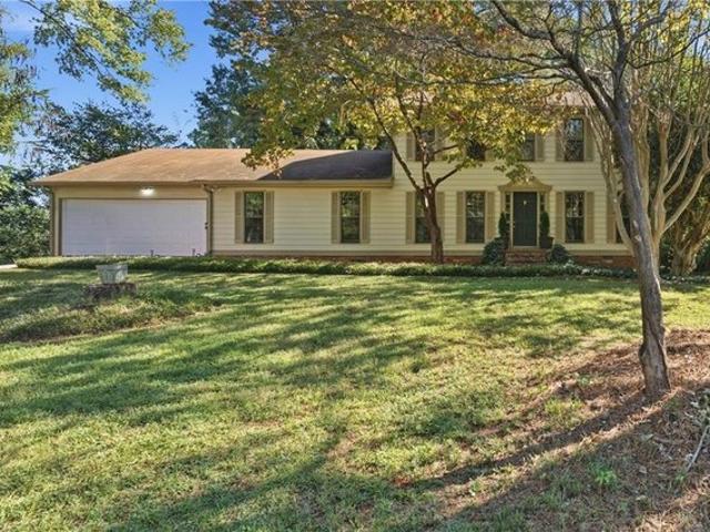 House for sale in Lilburn, Gwinnett County