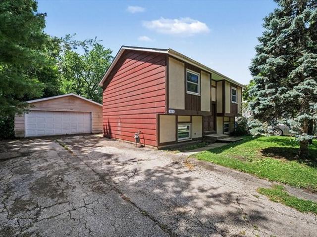 House for sale in West Chicago, Illinois