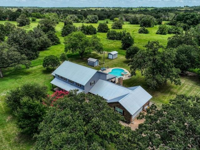 Farm for sale in Carmine, Texas