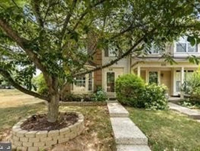 Townhouse for sale in Virginia