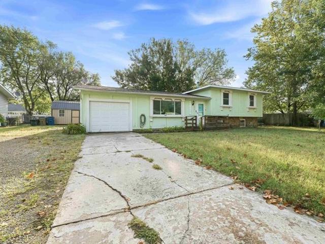 House for sale in Towanda, Butler County